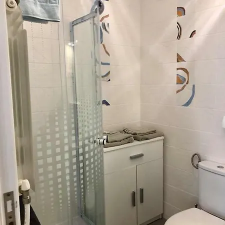Loftus Road Apartmán